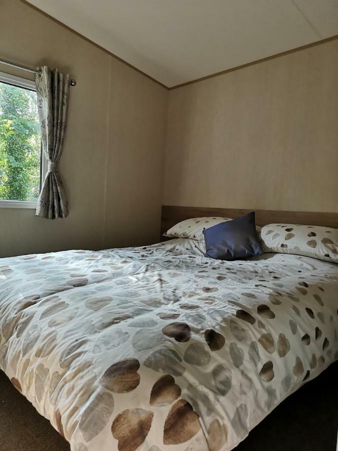 Pebble Bay Retreat Villa Milford on Sea Exteriör bild